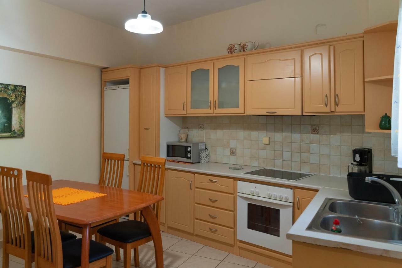 Katerina Holiday Studios Никиана Екстериор снимка